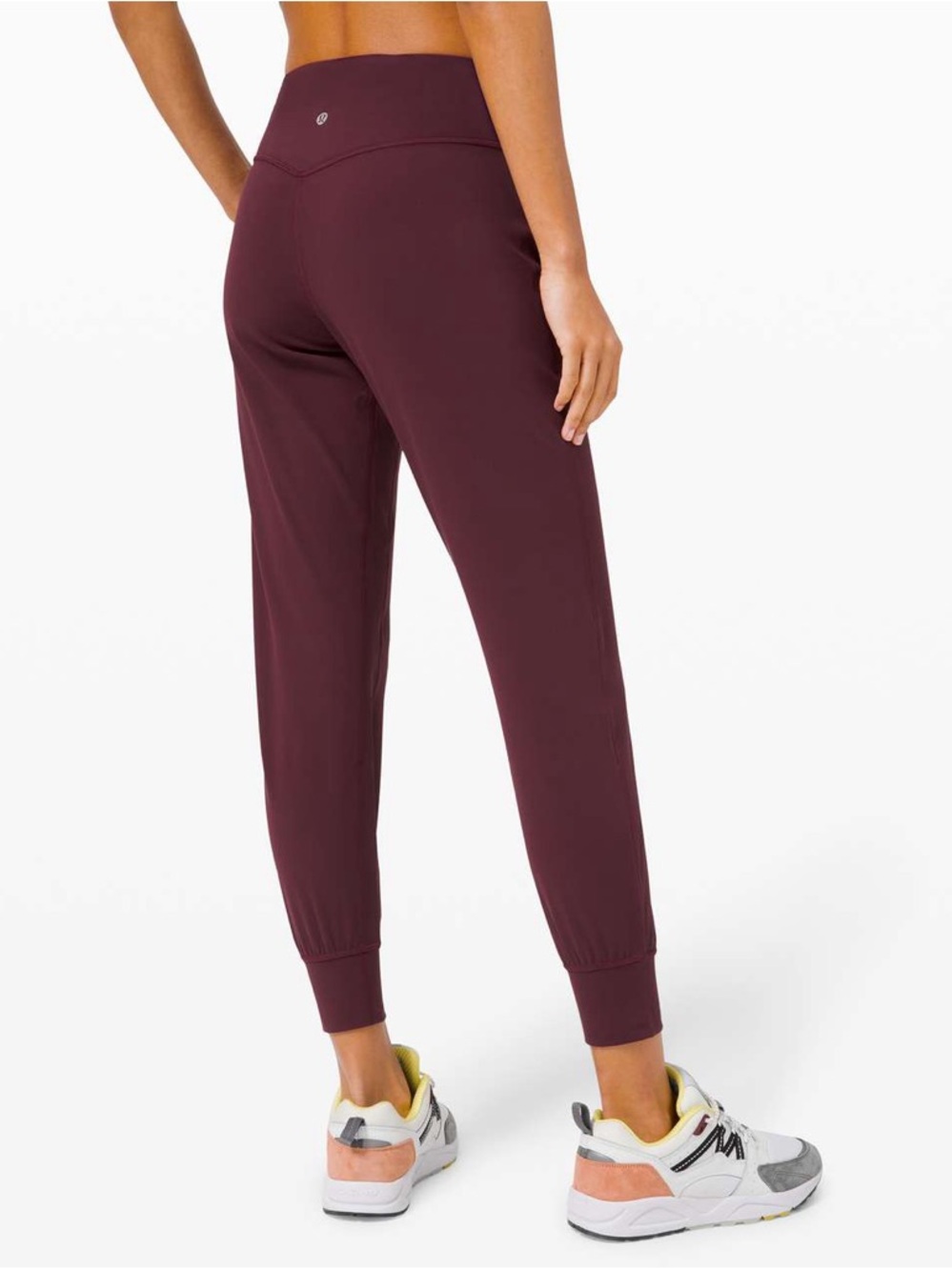 Lululemon Align Joggers 28” in Cassis Maroon Red, Women’s size 8
